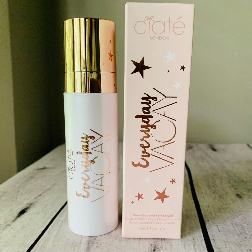 CIATE EVERYDAY VACAY COCONUT SETTING MIST Full Size 2.53oz.
